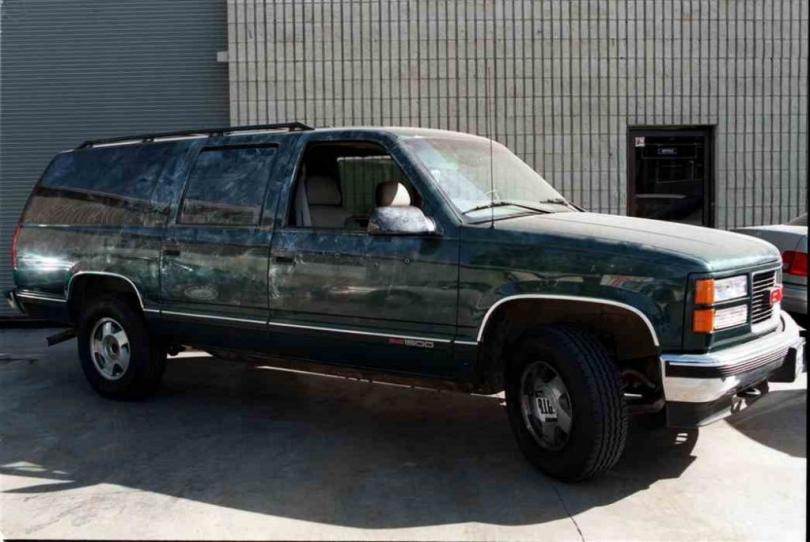 Click image for larger version

Name:	a-hubcap-from-notorious-bigs-death-car-is-selling-for-150000_2.jpg
Views:	46
Size:	61.2 KB
ID:	173137
